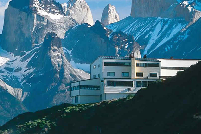 The best hotels in Chile, chosen by our expert, including luxury hotels, boutique hotels, budget hotels and Chile hotel deals