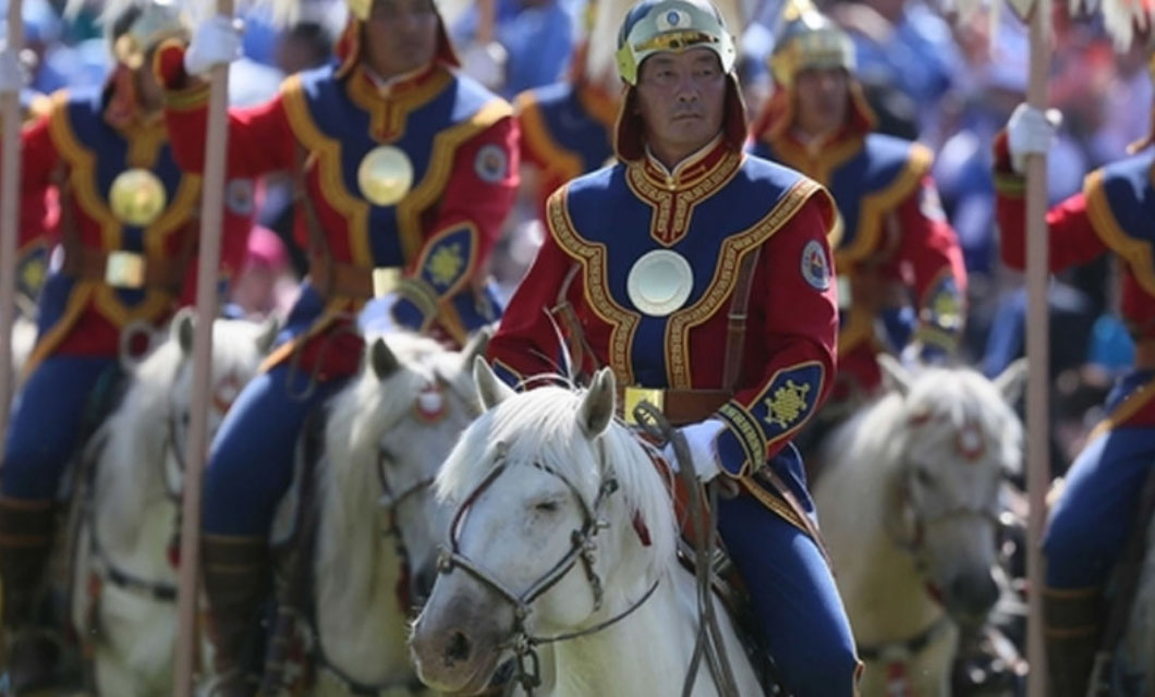 naadam-festival-in-mongolia-la-polo