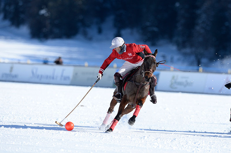 Fierce Battles On The Opening Day Of World Cup St. Moritz